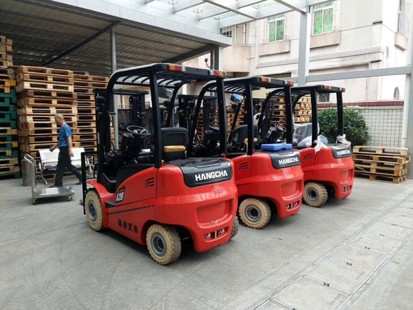 杭州叉車(chē)電動(dòng)叉車(chē)，60年始終如一的優(yōu)秀品質(zhì)