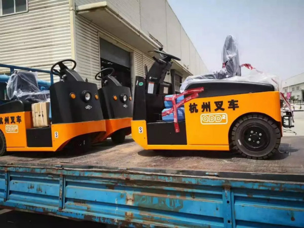 有質(zhì)量有保證，杭叉的電動(dòng)牽引車再一次交付天津某企業(yè)！